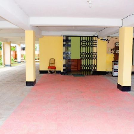 The Tavern Orchid Hotel Kolkata Luaran gambar
