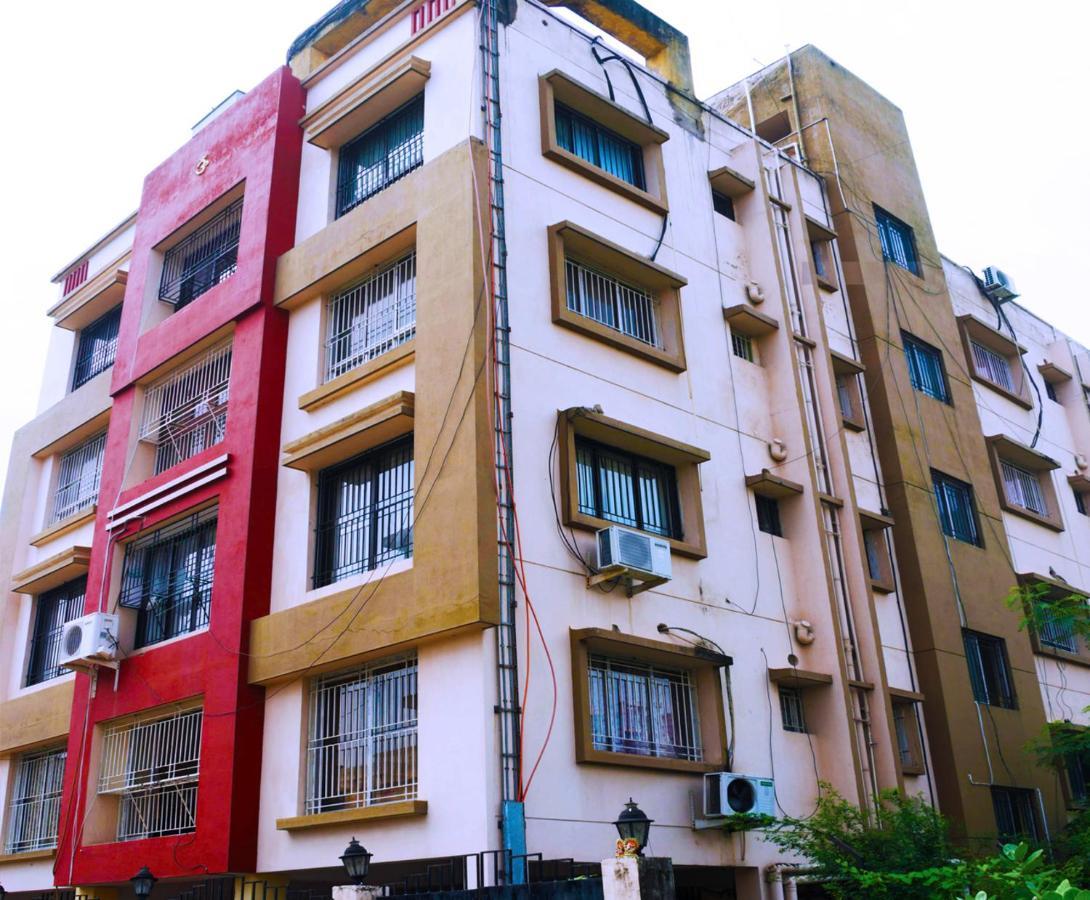 The Tavern Orchid Hotel Kolkata Luaran gambar