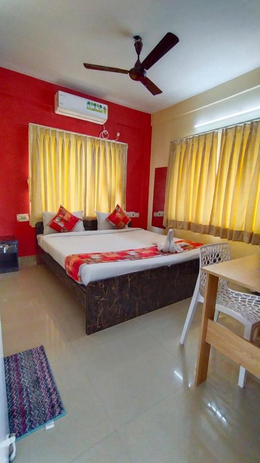 The Tavern Orchid Hotel Kolkata Luaran gambar