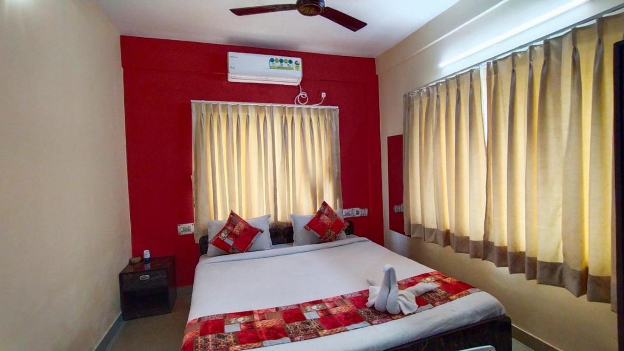 The Tavern Orchid Hotel Kolkata Luaran gambar