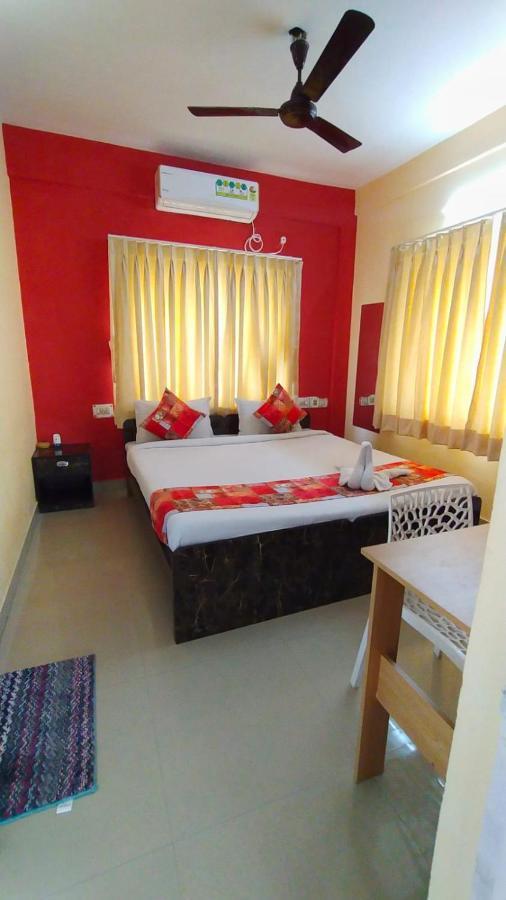 The Tavern Orchid Hotel Kolkata Luaran gambar