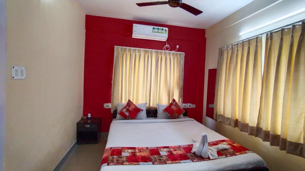 The Tavern Orchid Hotel Kolkata Luaran gambar
